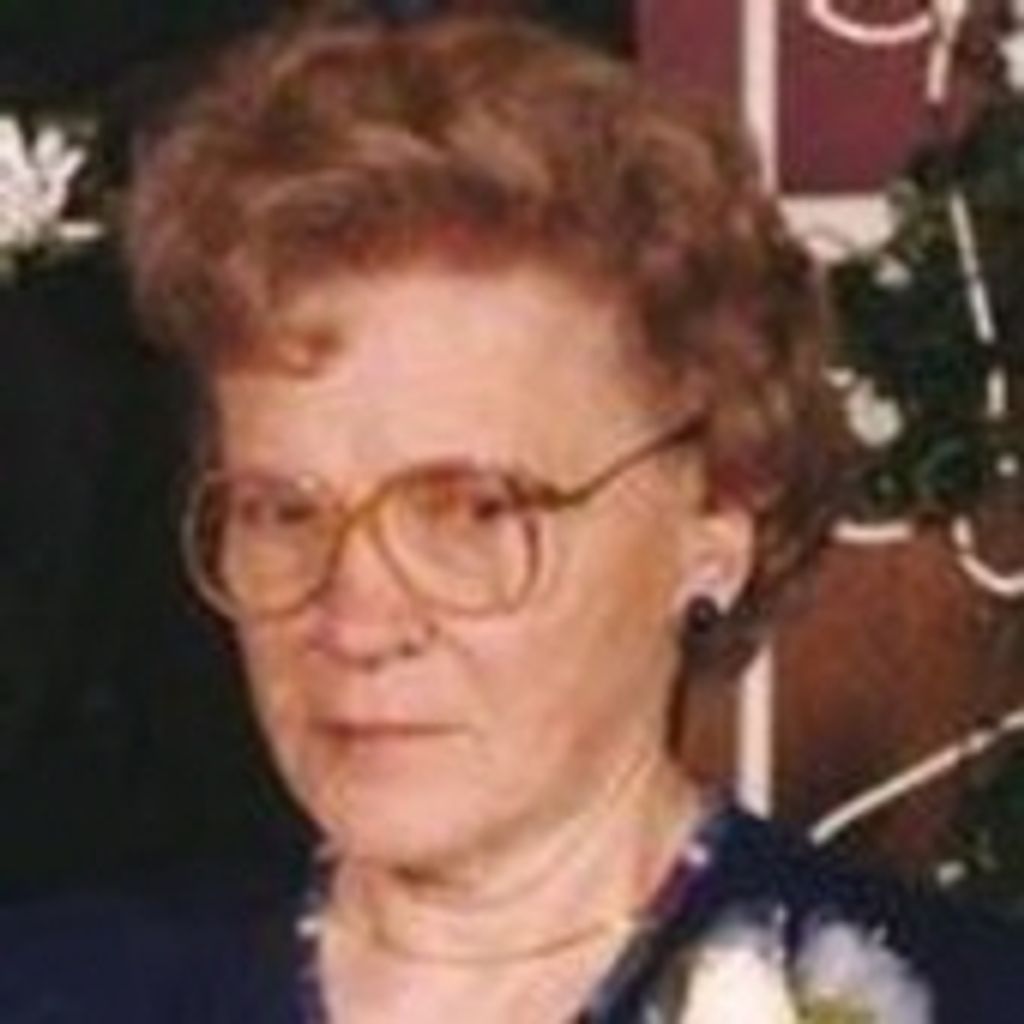 Alvina M Theelke