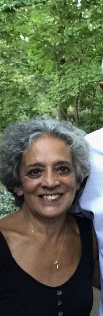 Carolyn "Carol" Lienhardt