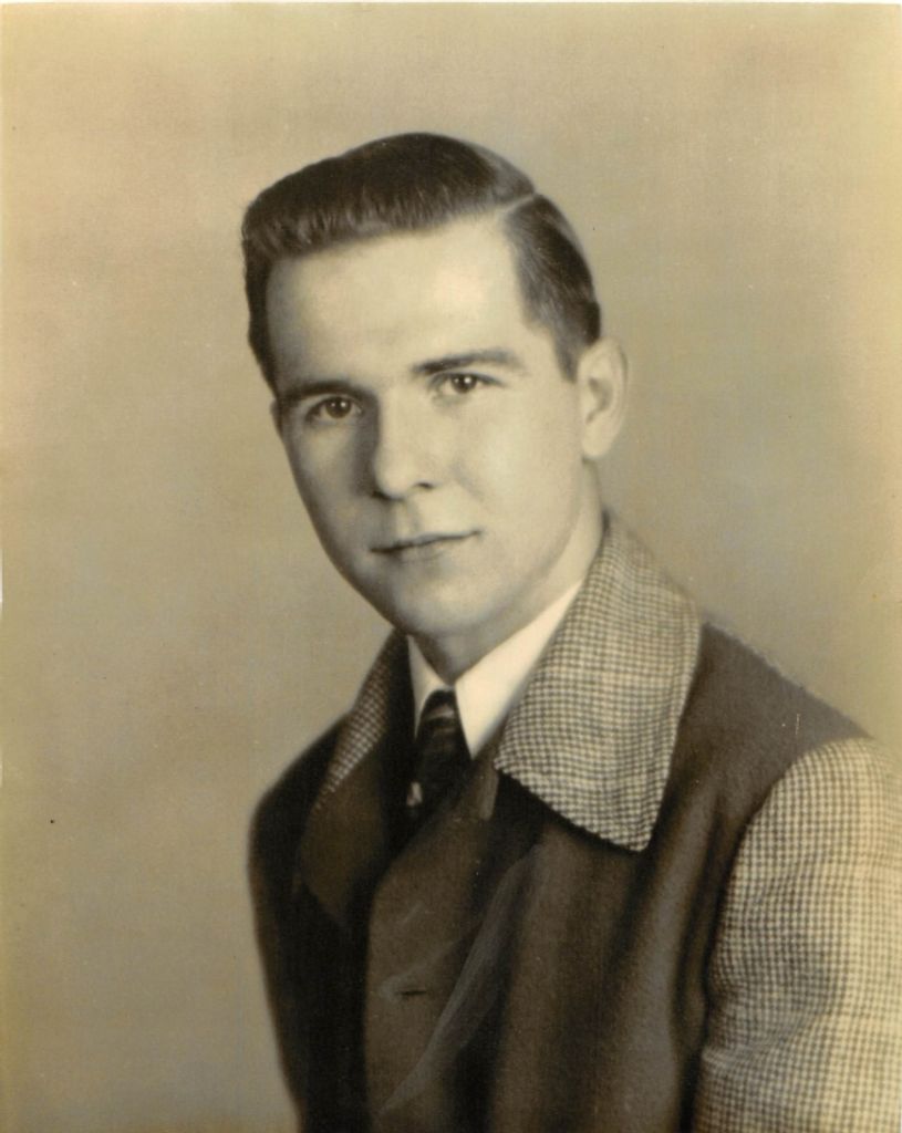 Robert Leon Thayer Profile Photo