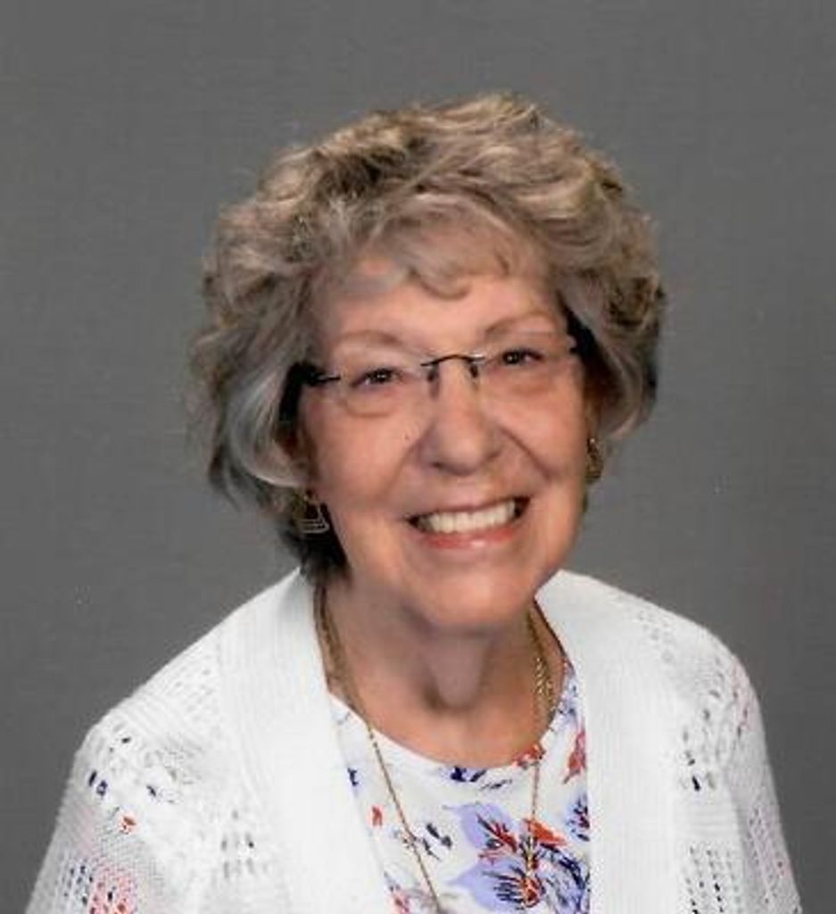 Shirley Lucia Hogue Profile Photo