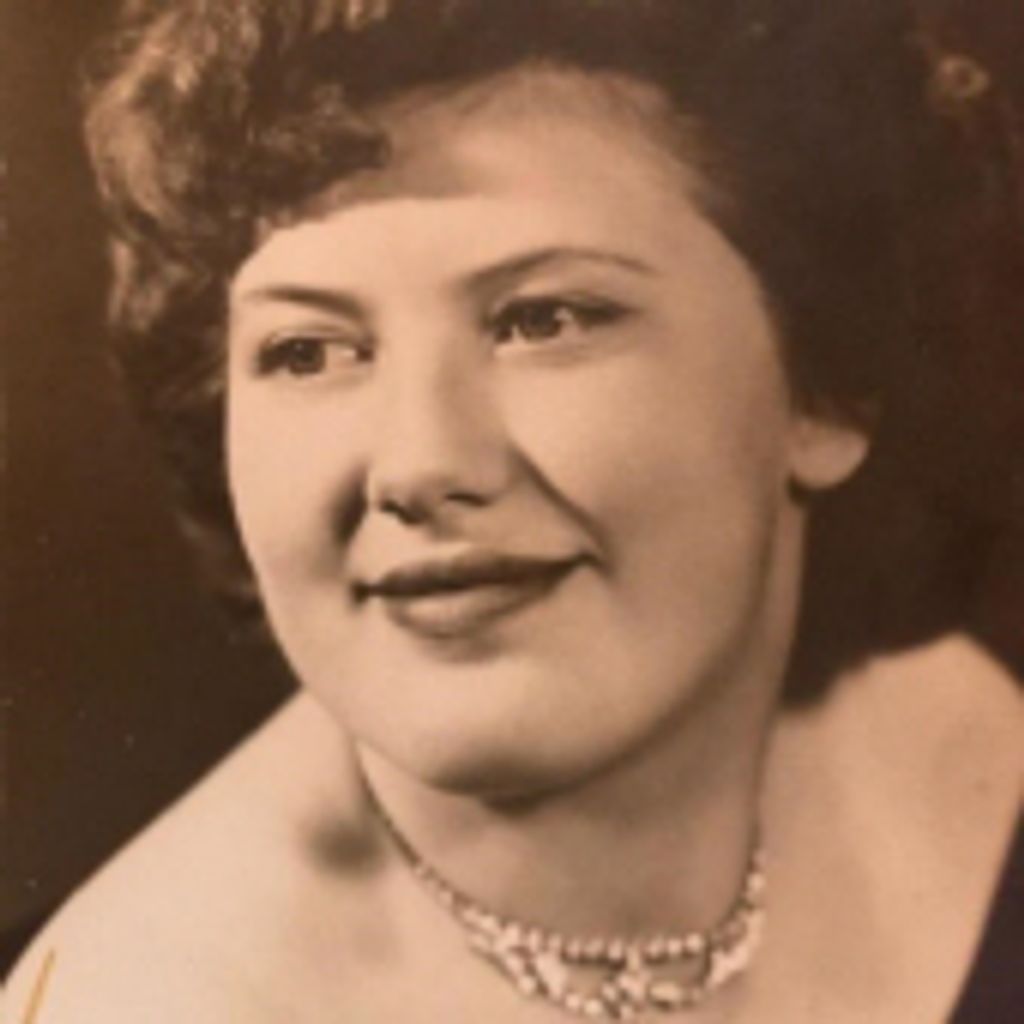Evelyn Pierce Daniels