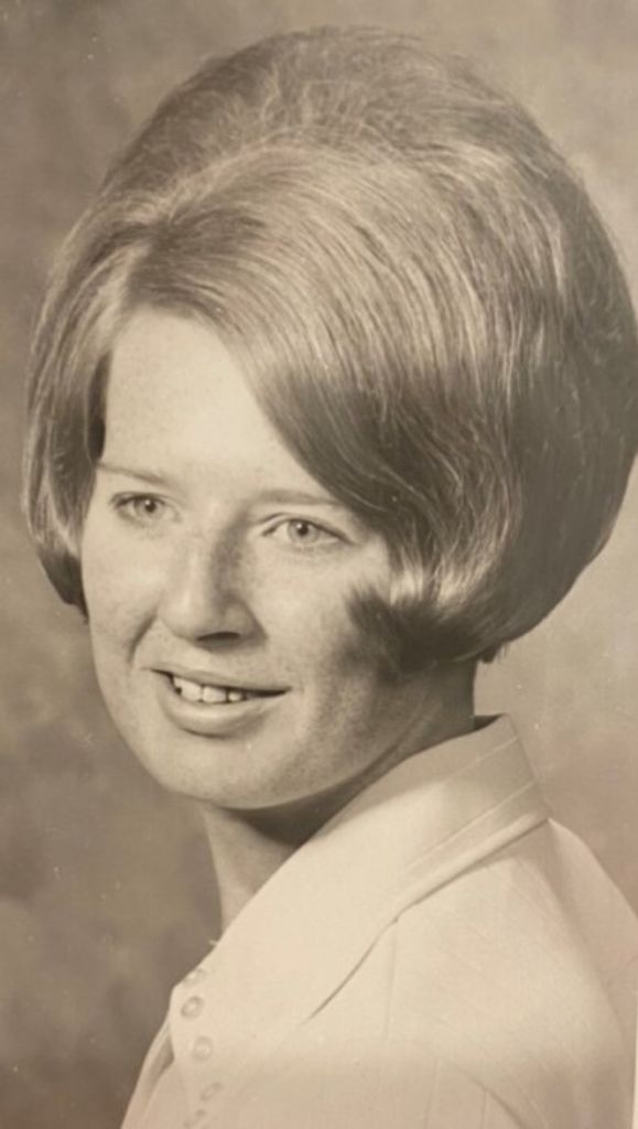 Anna Valusek