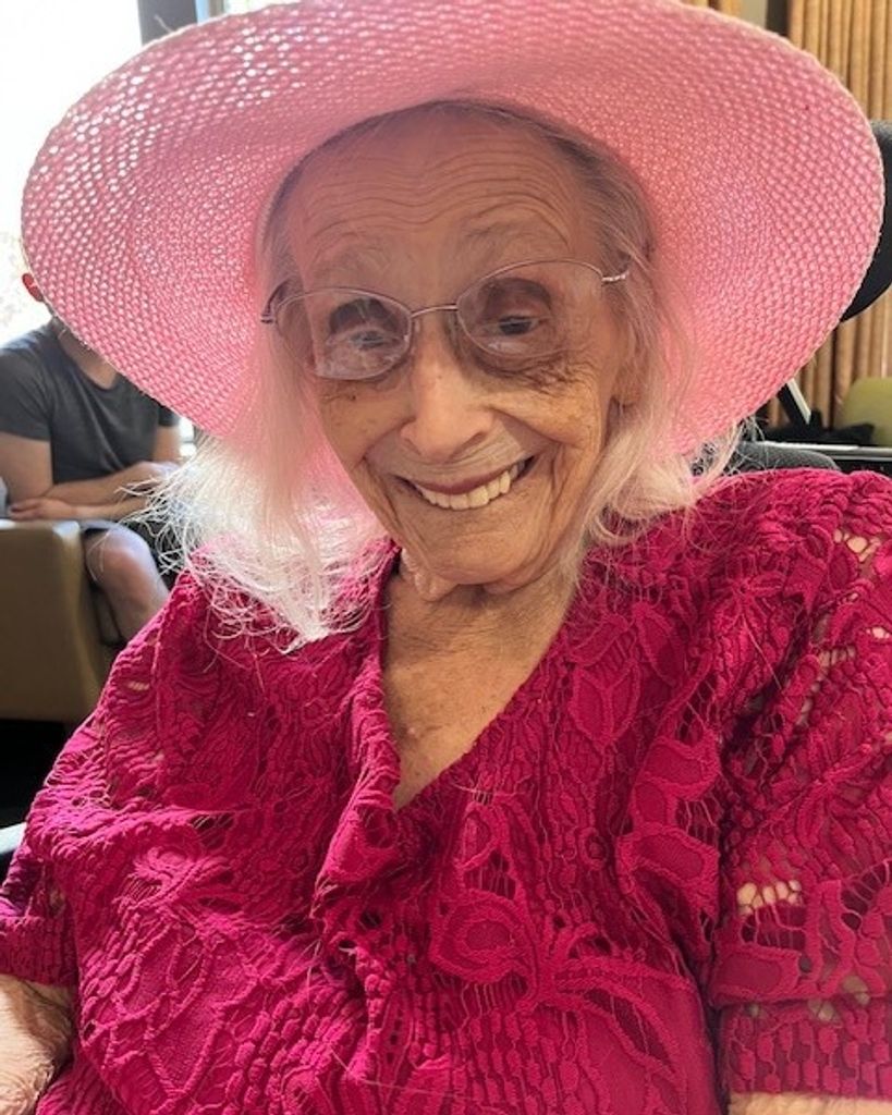 Jeanne  (Jean) Batley (née Jeanroy)