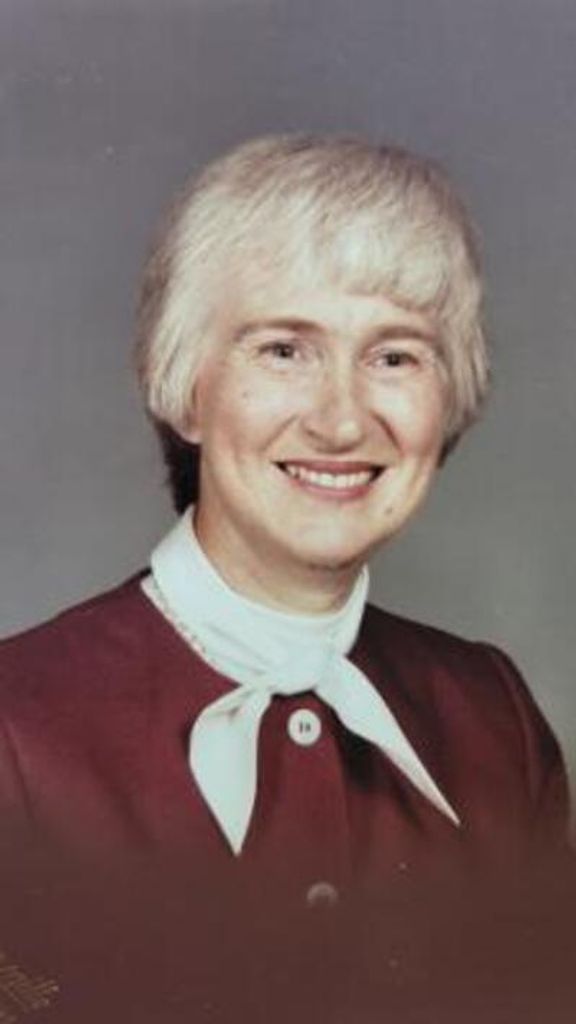 Evelyn J. Fischer Profile Photo
