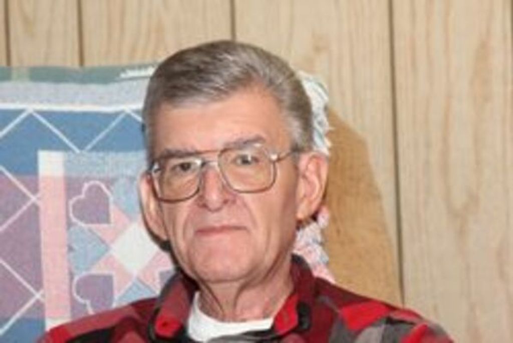 Maxy Devon Hill Profile Photo