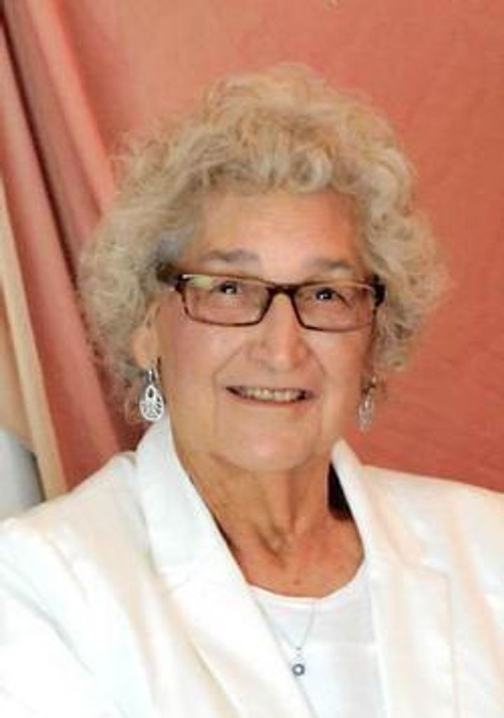 Lydia Garibay Profile Photo