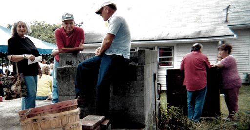 Tom D. East photo gallery thumbnail 96 of 183