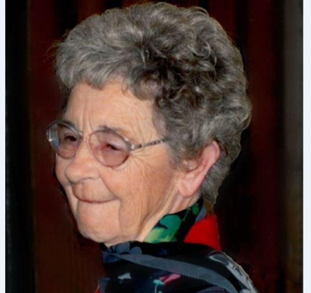 Imogene Wave (Weyrich) Crockett