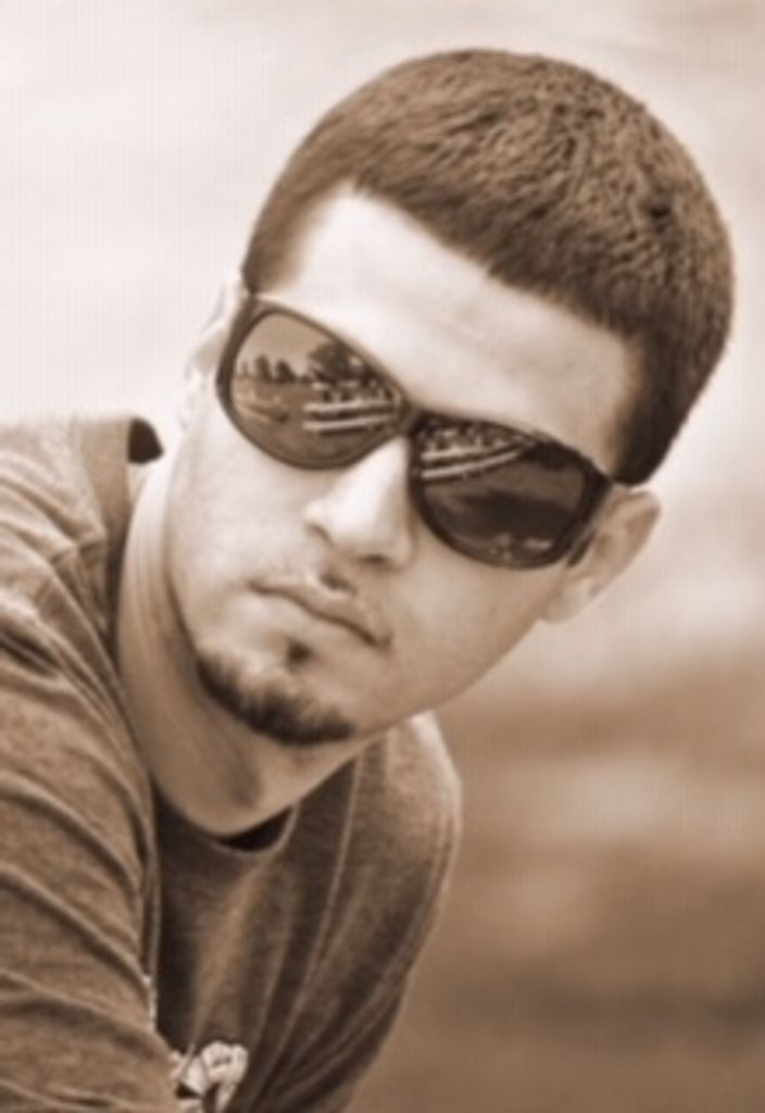 León Richard Anthony De