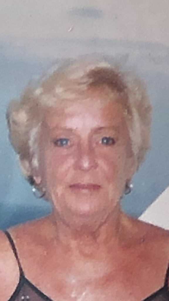 Elizabeth (Harris)  Lataille