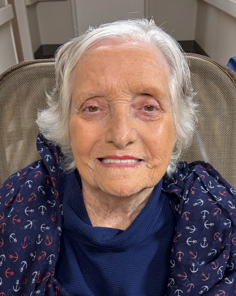 Carolyn Miller Phillips Powell Profile Photo