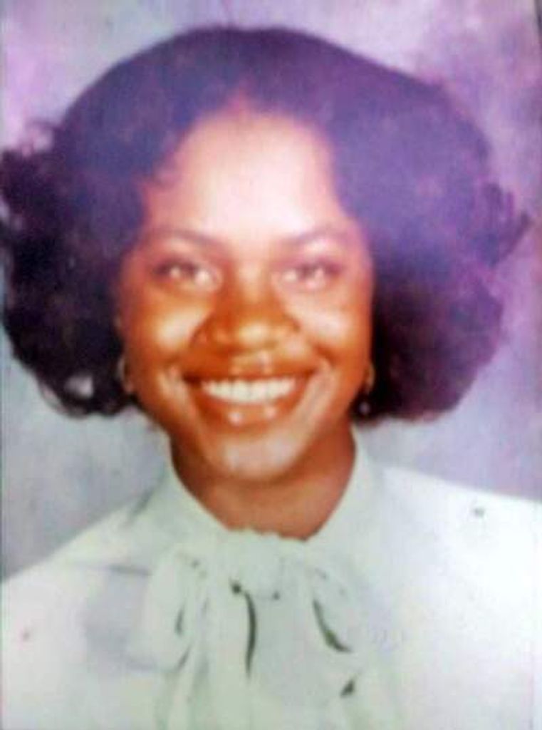 Linda R. Compton Profile Photo