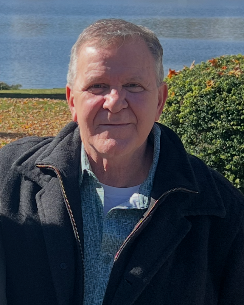 Robert Edward Hunter Jr. Profile Photo
