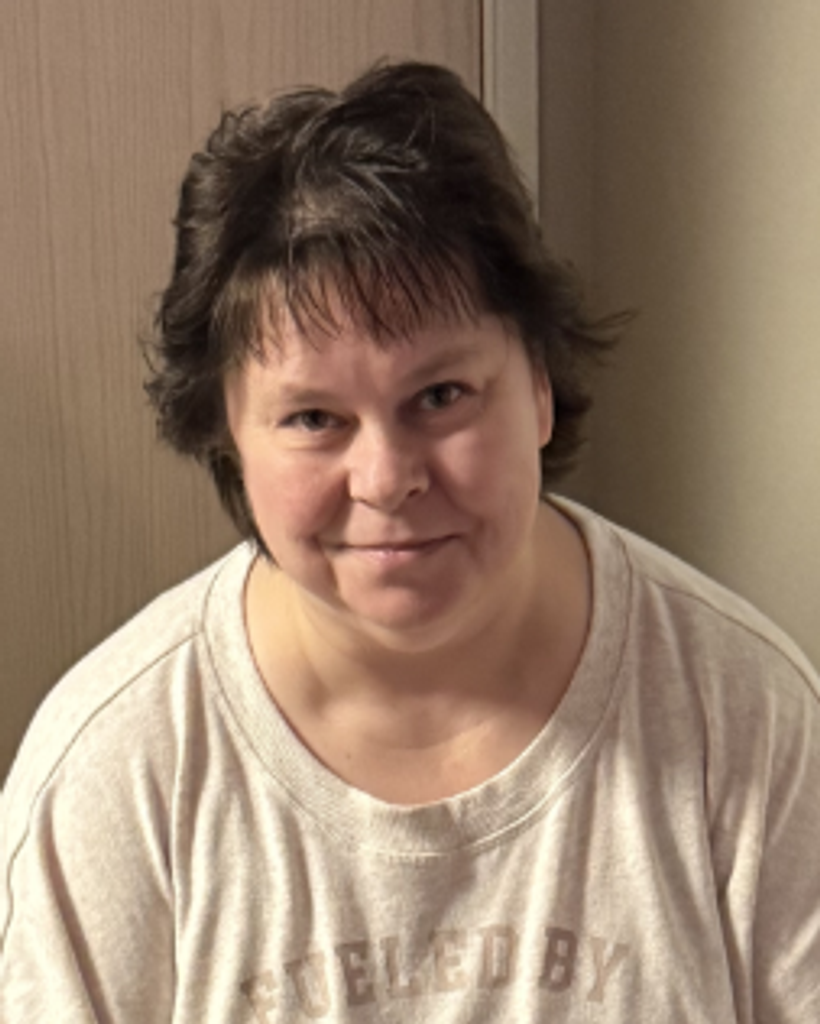 Annie Mayhew Narum Profile Photo