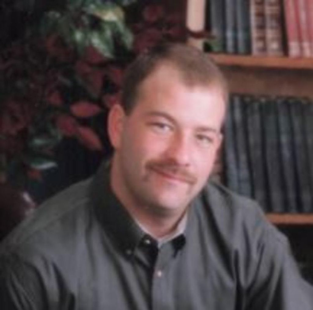 Chris Evan Hughes Profile Photo