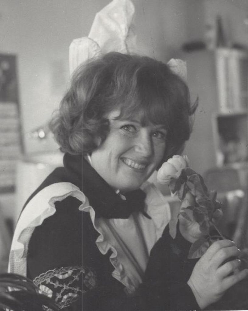 Dolly J Birkholz
