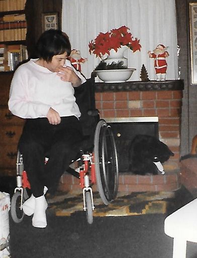 Linda L. Dilling photo gallery thumbnail 56 of 79