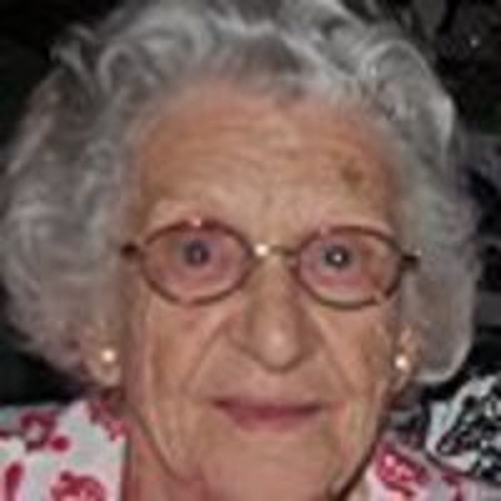 Gladys M Trudo