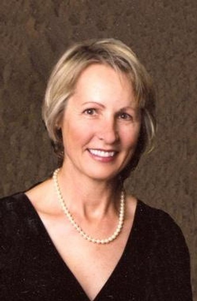 Robbin "Robbie" Ahrlin