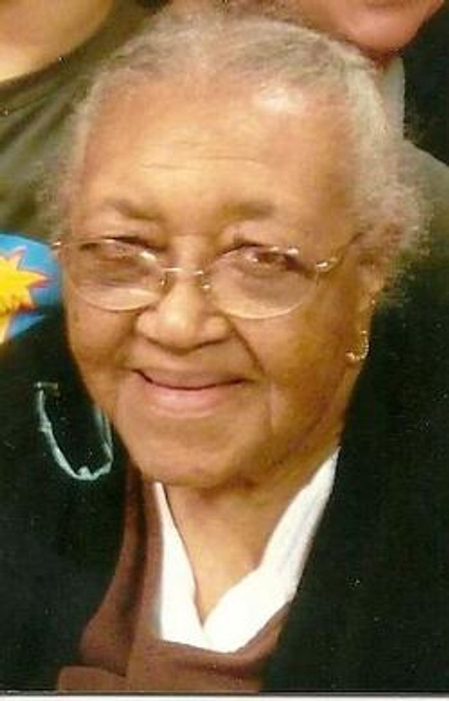 Gladys J Edmonds