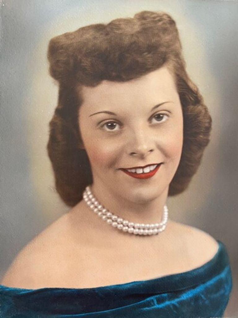 Waneeta "Deedee" Smith Profile Photo