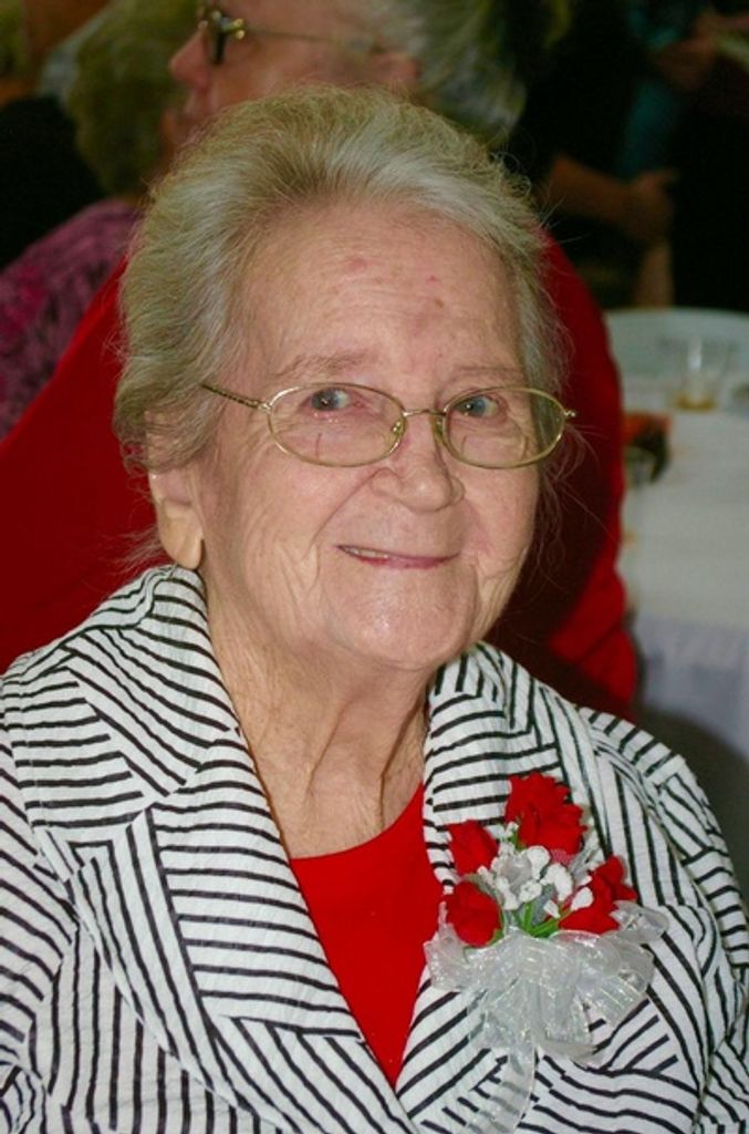 Madge Mills Profile Photo