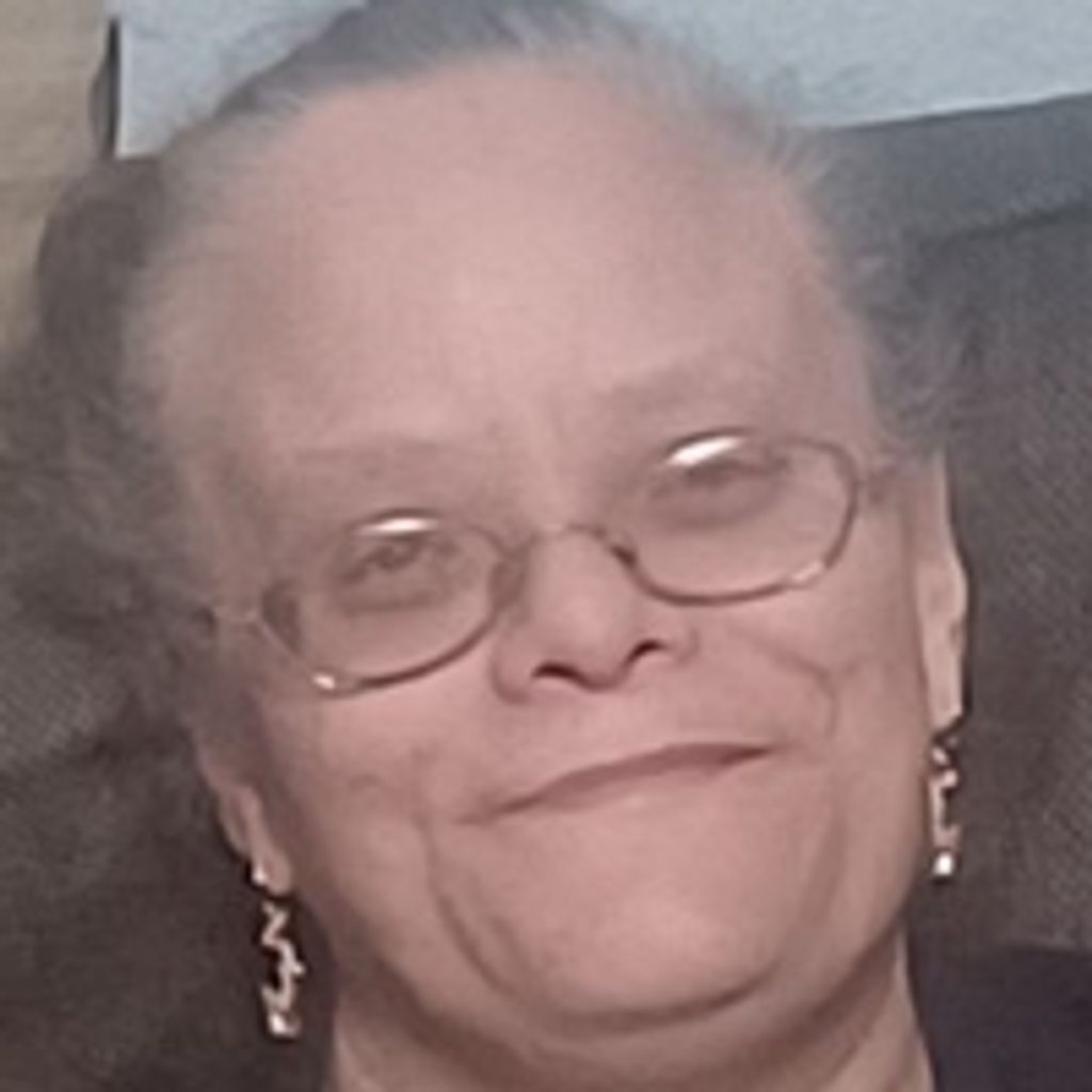 Gloria Lynn James