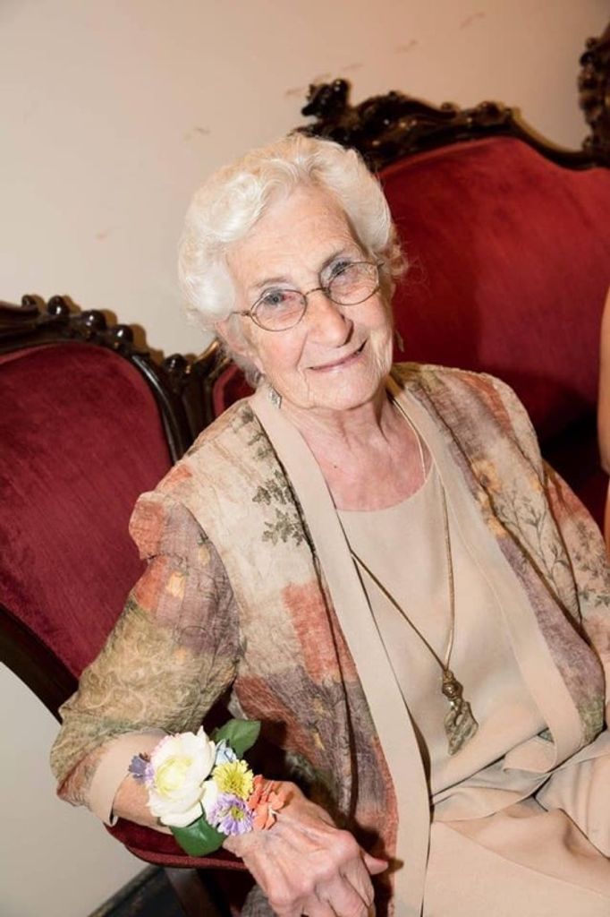 Beverly Ruth Farr