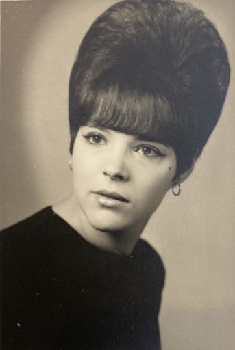 Susan Jane (Horting)  Young Profile Photo