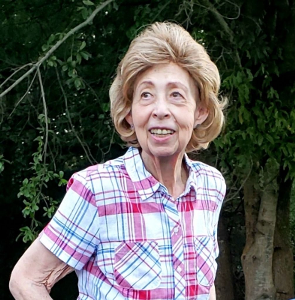 Sandra Janelle Bray