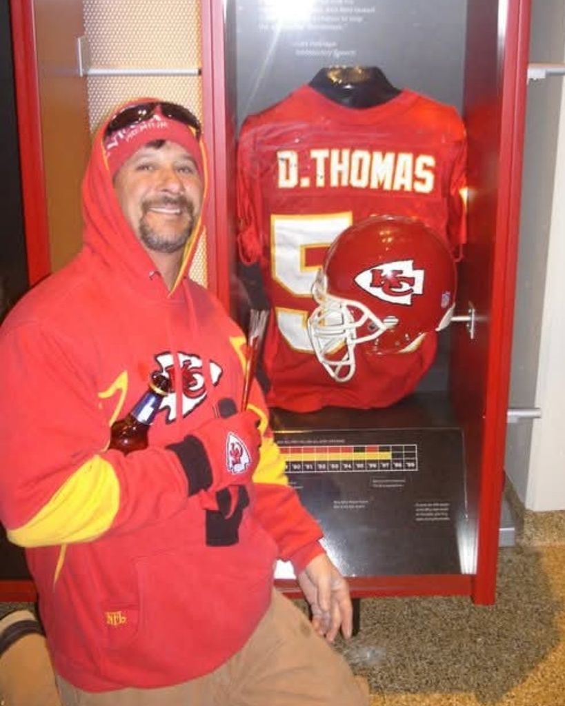 Dennis "Scott" Barnes
