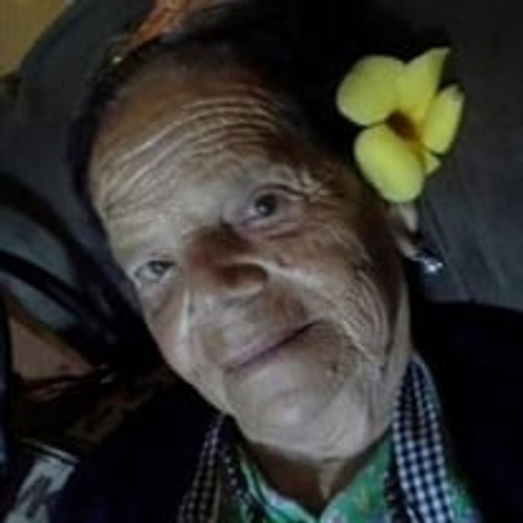 Angelina Espinosa