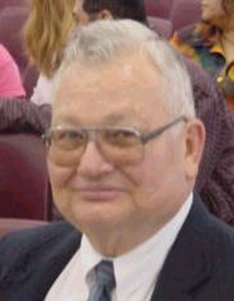 Kenton Ahrens, Sr.