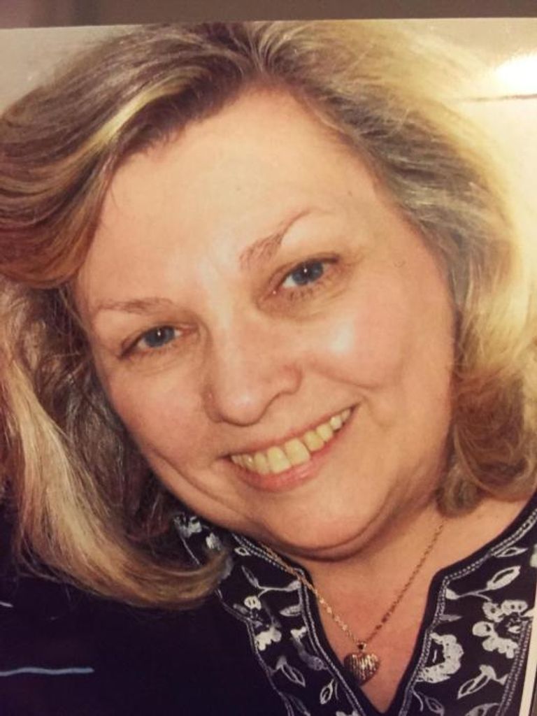 Donna P. (Petroski)  Knox