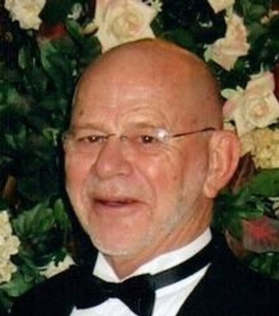 Thomas W. Frutiger Profile Photo