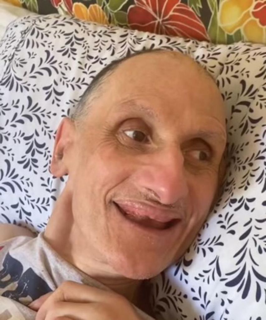 Carlos Torres Profile Photo