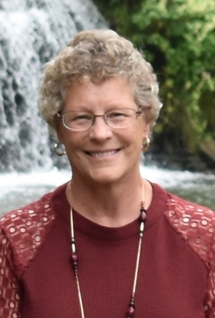 Holly Jean Hittesdorf Profile Photo