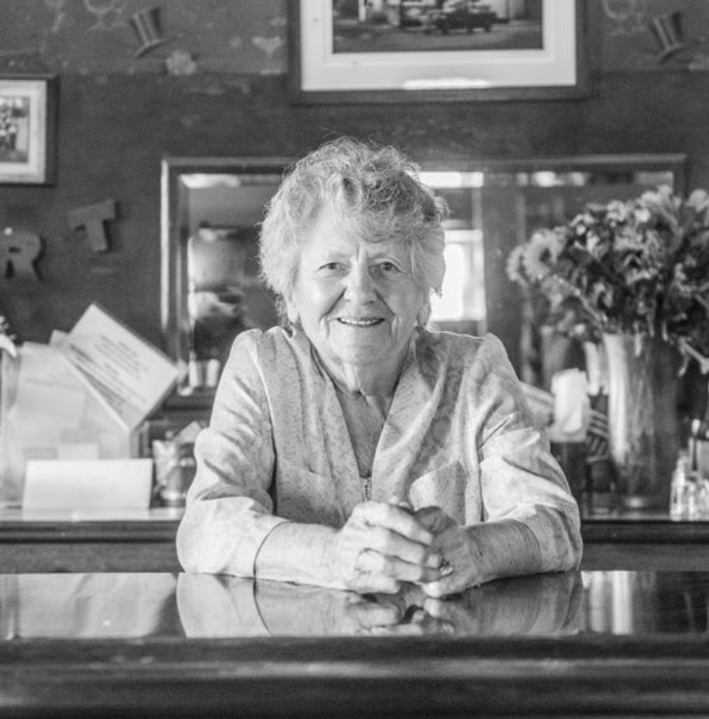 Evelyn Rose (Piazza)  Casini