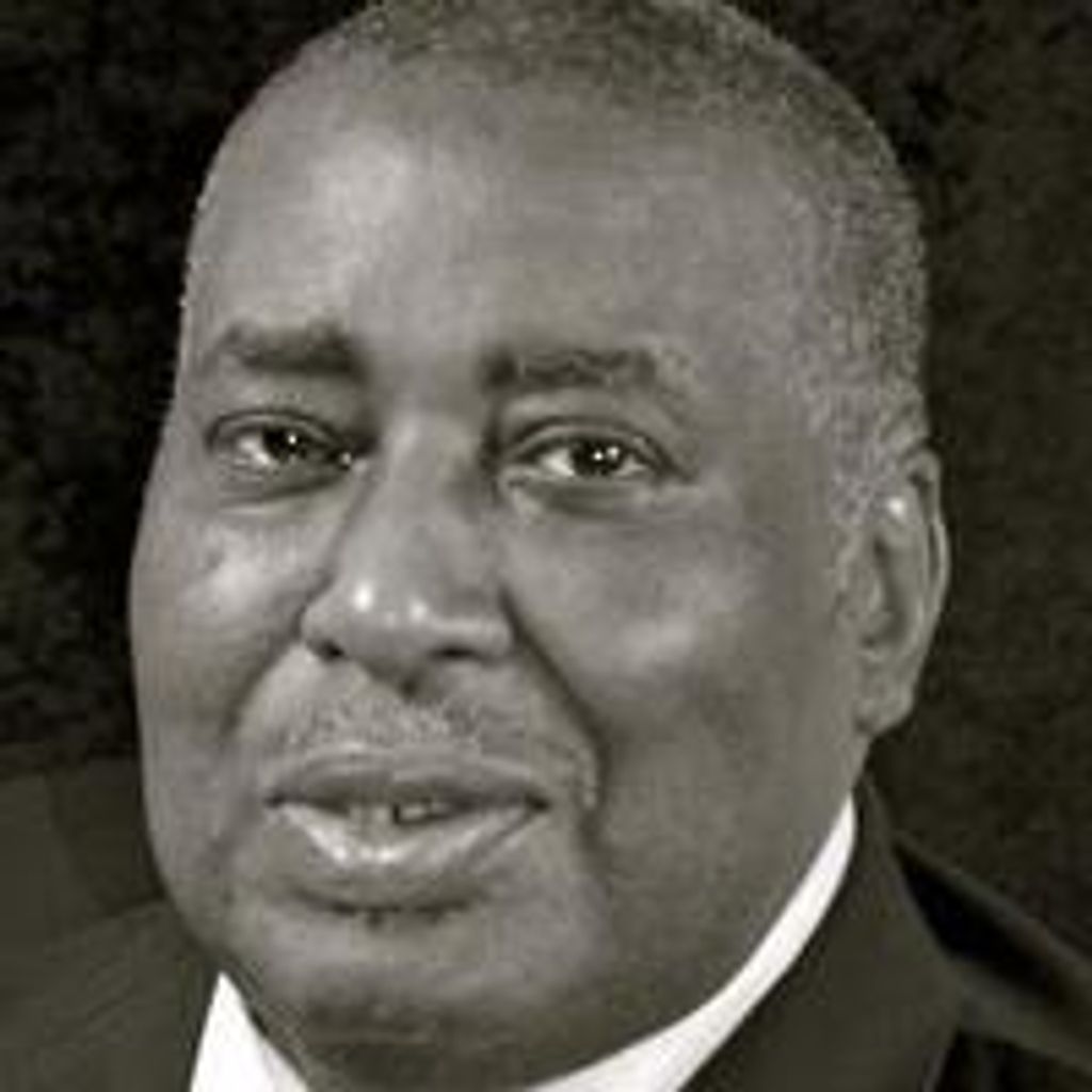 Howard Lewis Sr.