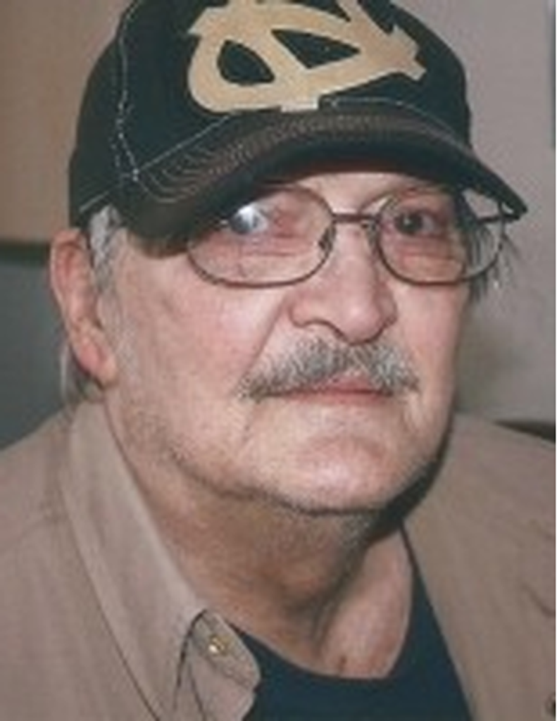 Roy Ellwyn "Wynn" Moore  Iii