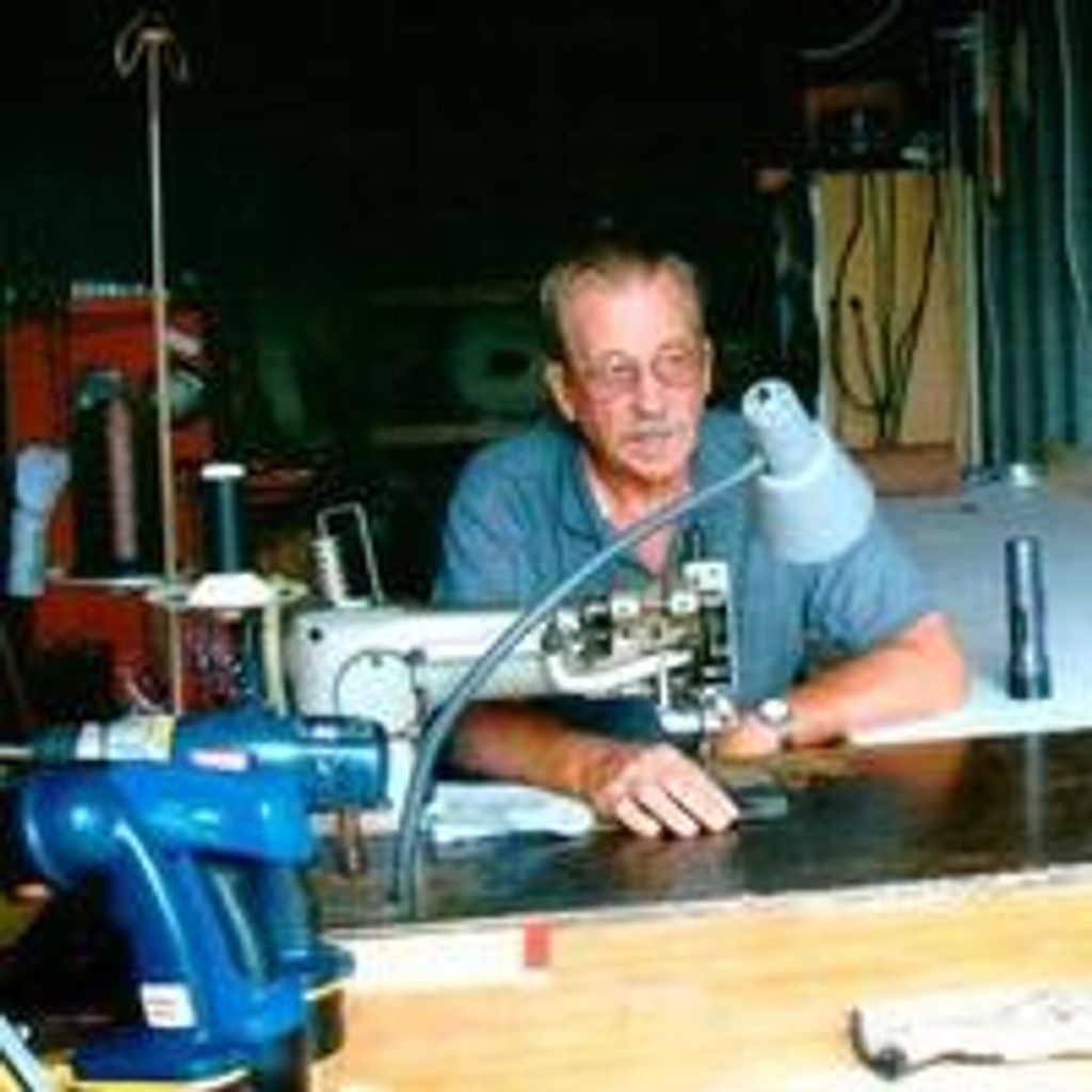 William "Bobby" Robert Howell