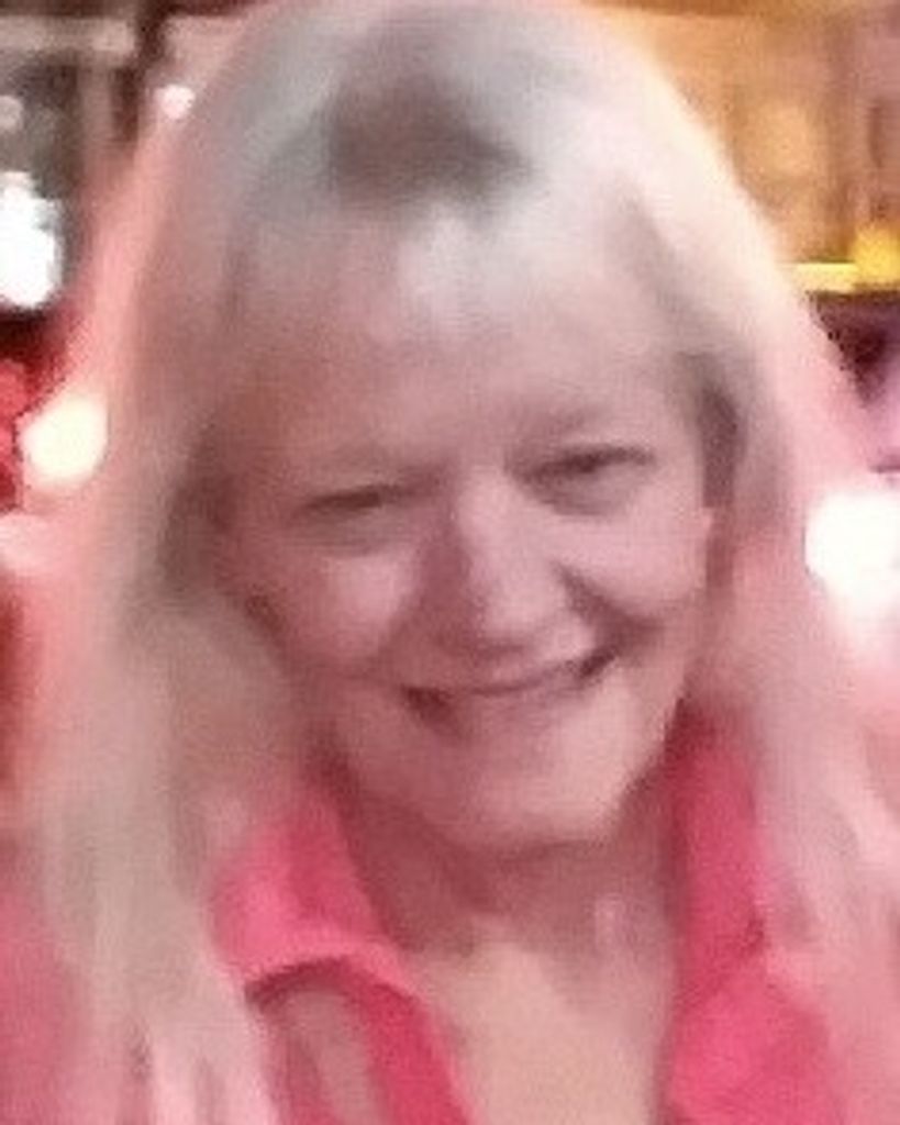 Debbie Carlton Domingues Profile Photo