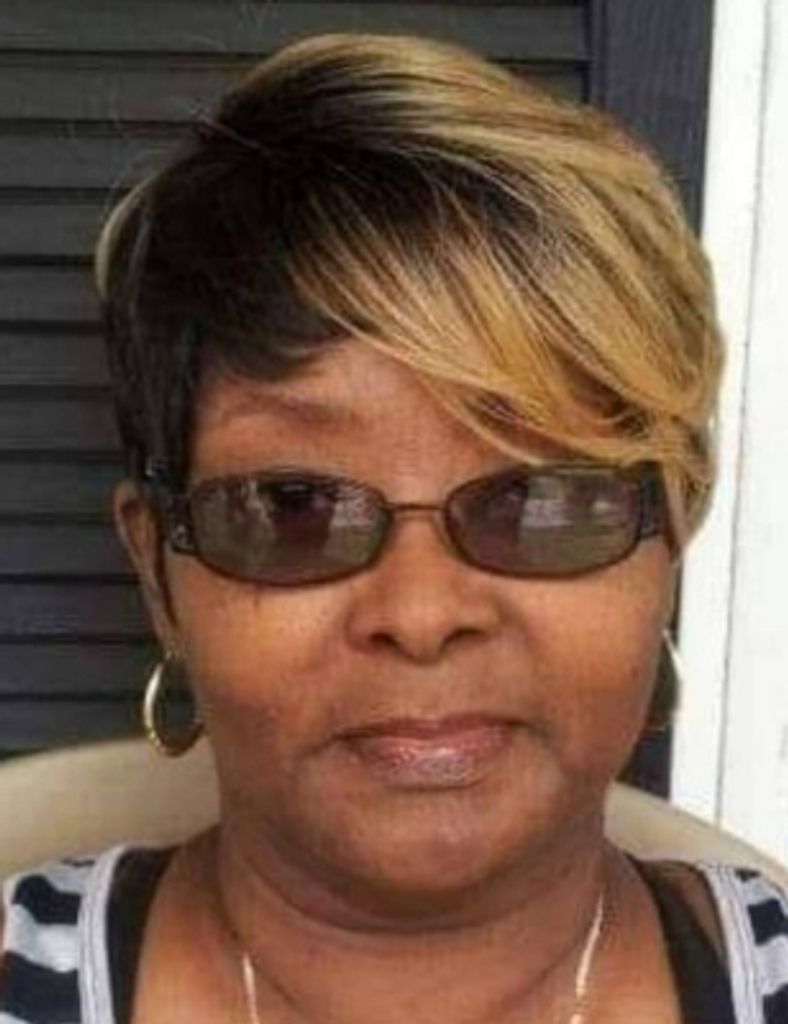 Candie Delores Campbell Profile Photo