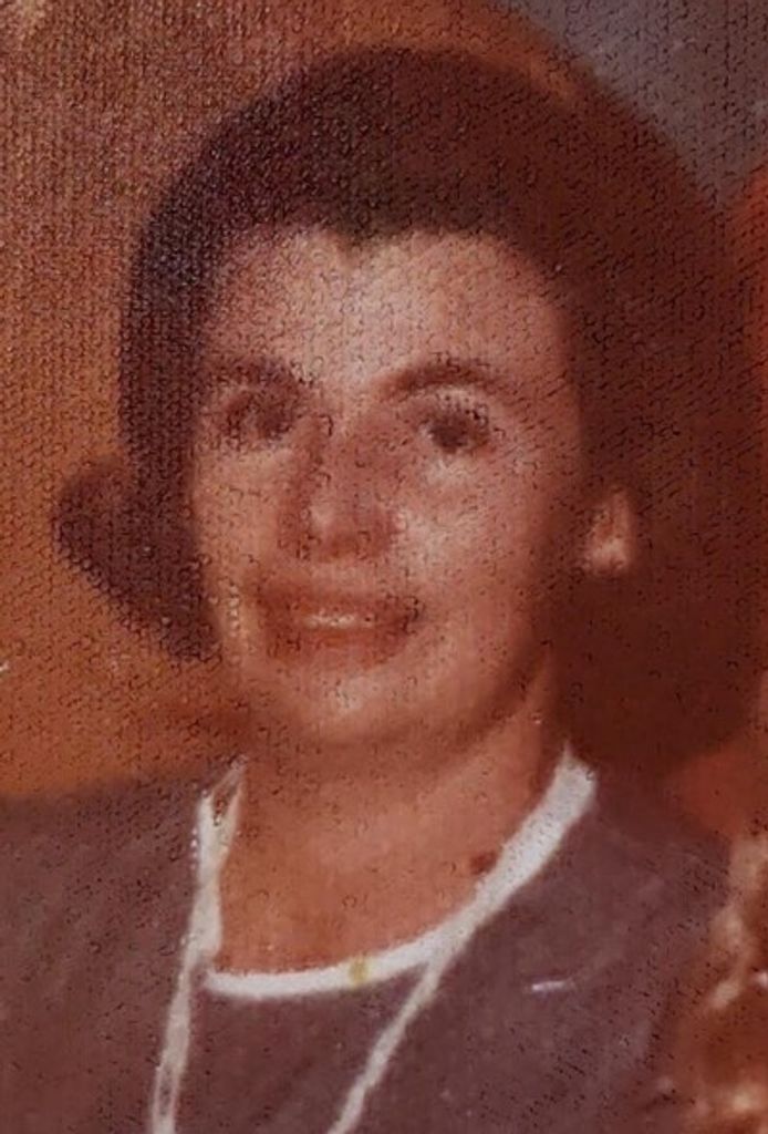 Lucille Nadine Holsomback Profile Photo