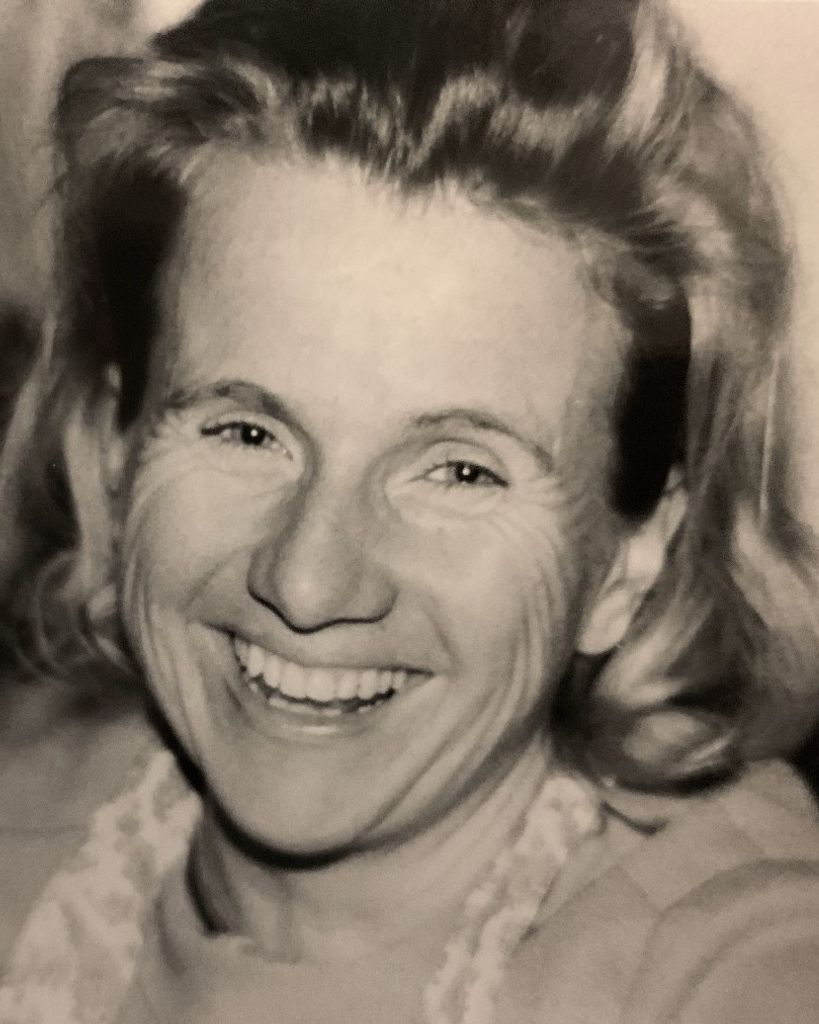 Joan Lewis Jewett