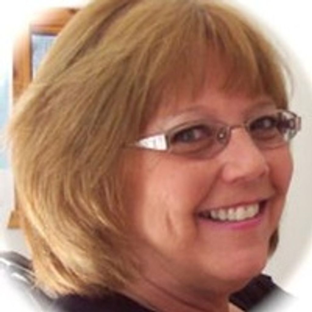 Donna M Melvin