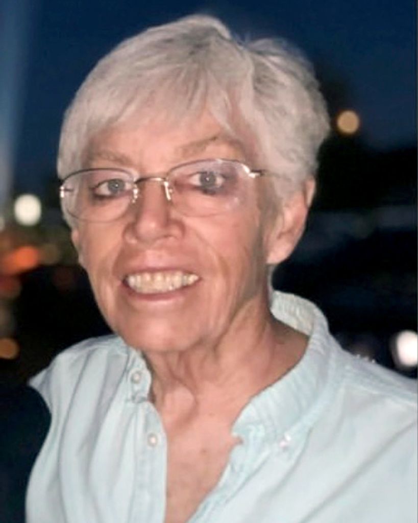 Louise (Barrus)  Deroche