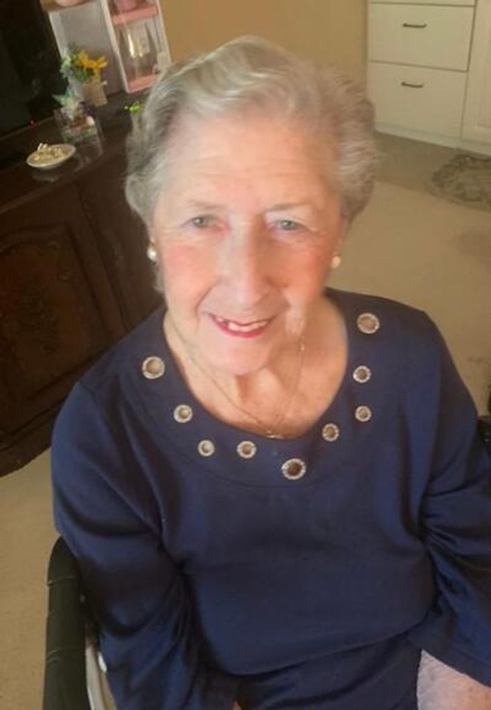 Janine Francoise Peters Profile Photo