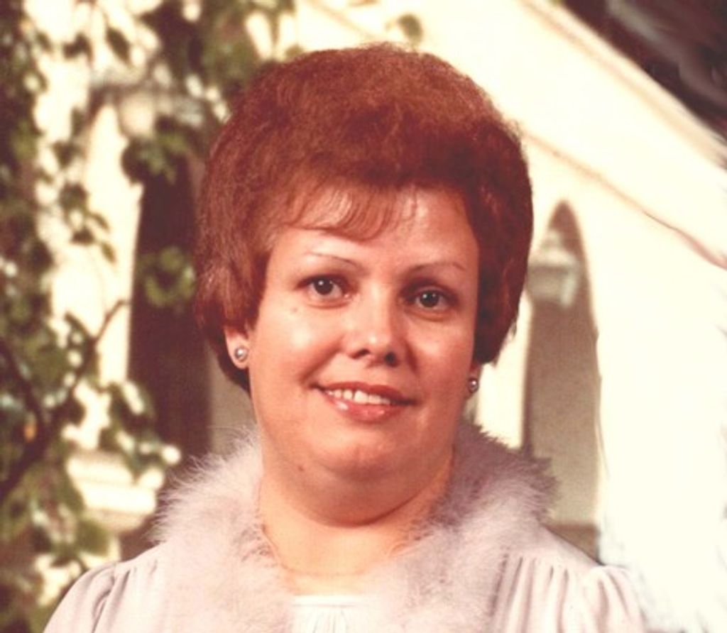 Esaura M. Ferreira Profile Photo