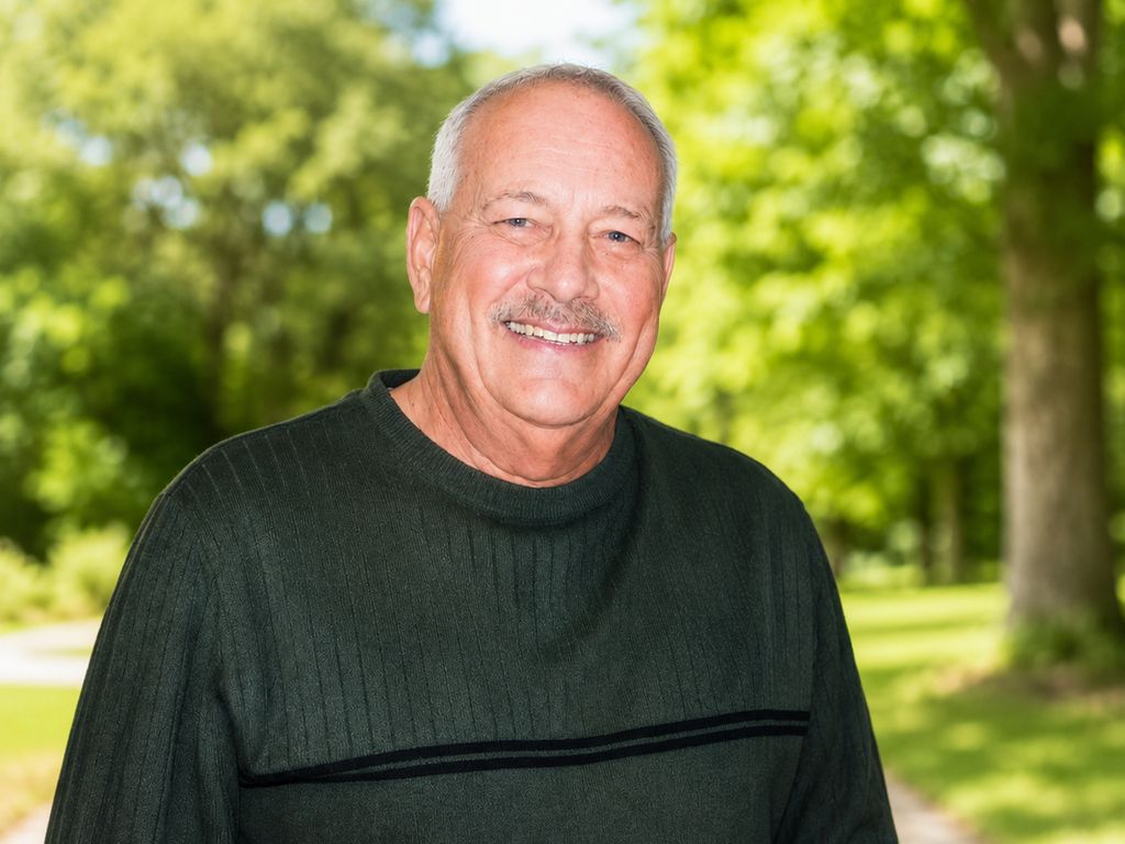 Robert Frazier Profile Photo